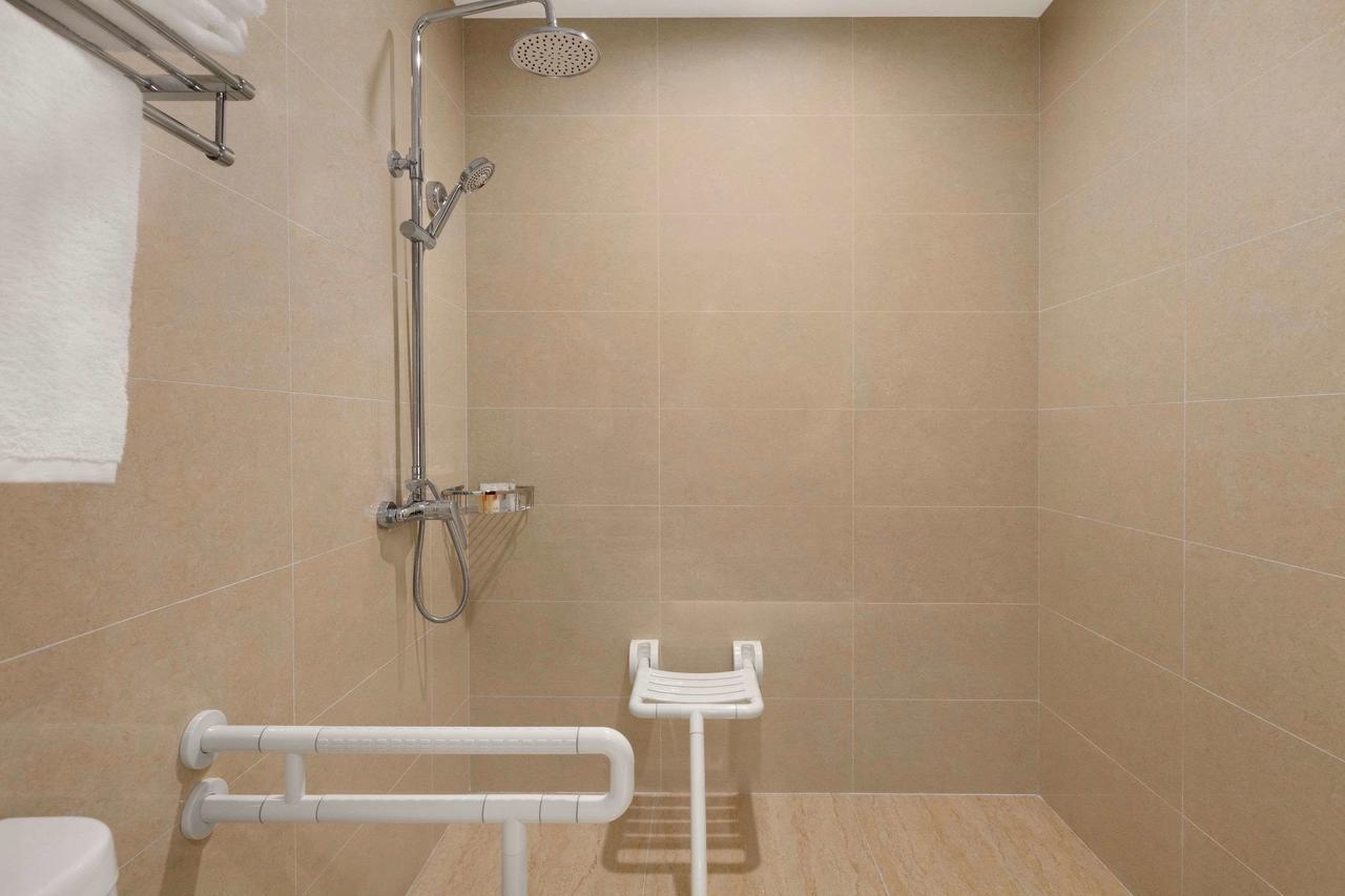Ramada Shanghai Minhang Εξωτερικό φωτογραφία
